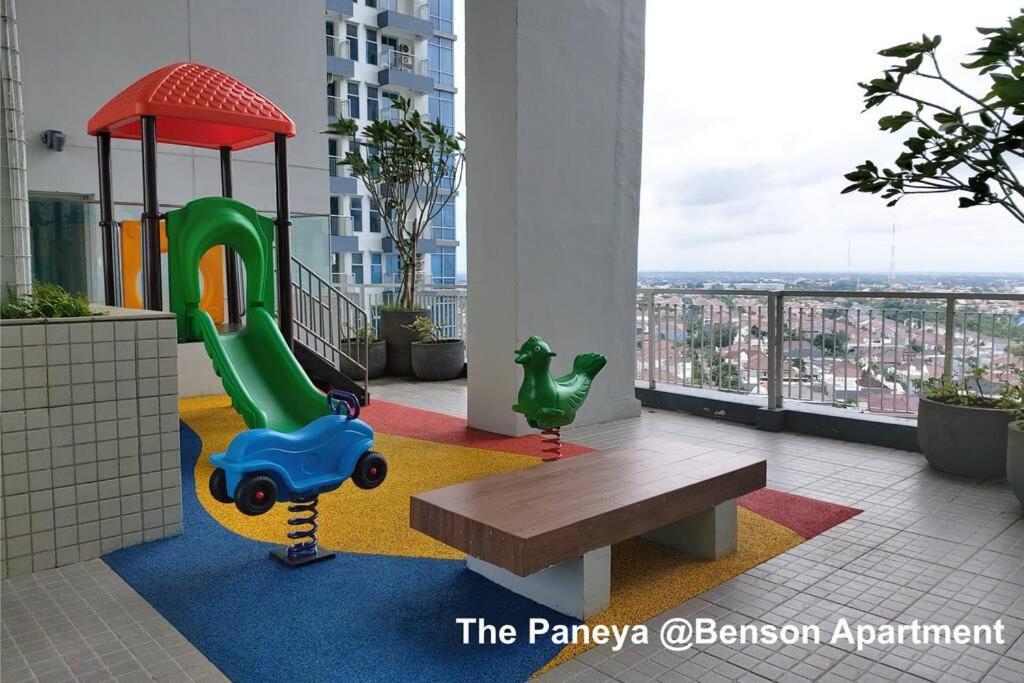The Paneya @Benson Apartment 泗水 外观 照片